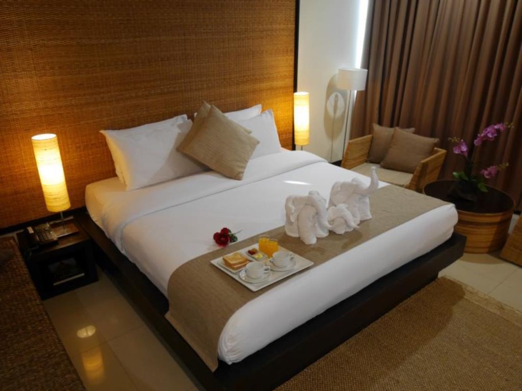 Swutel Hotel Bangkok Exteriör bild